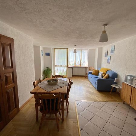 Casa Vacanze A La Salle Exterior photo